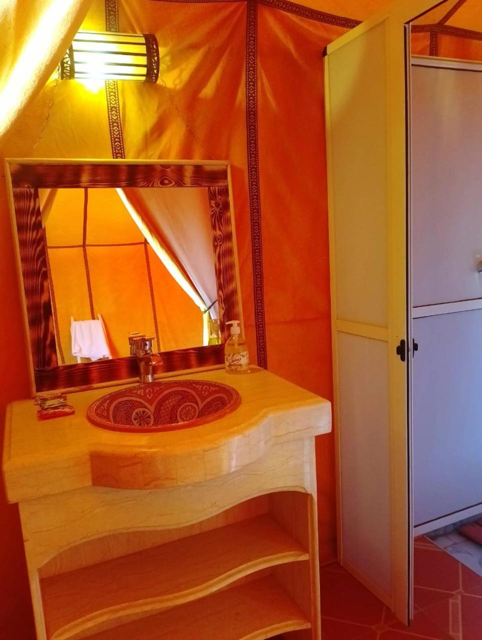 Camp Under Stars (Adults Only) Merzouga Eksteriør bilde