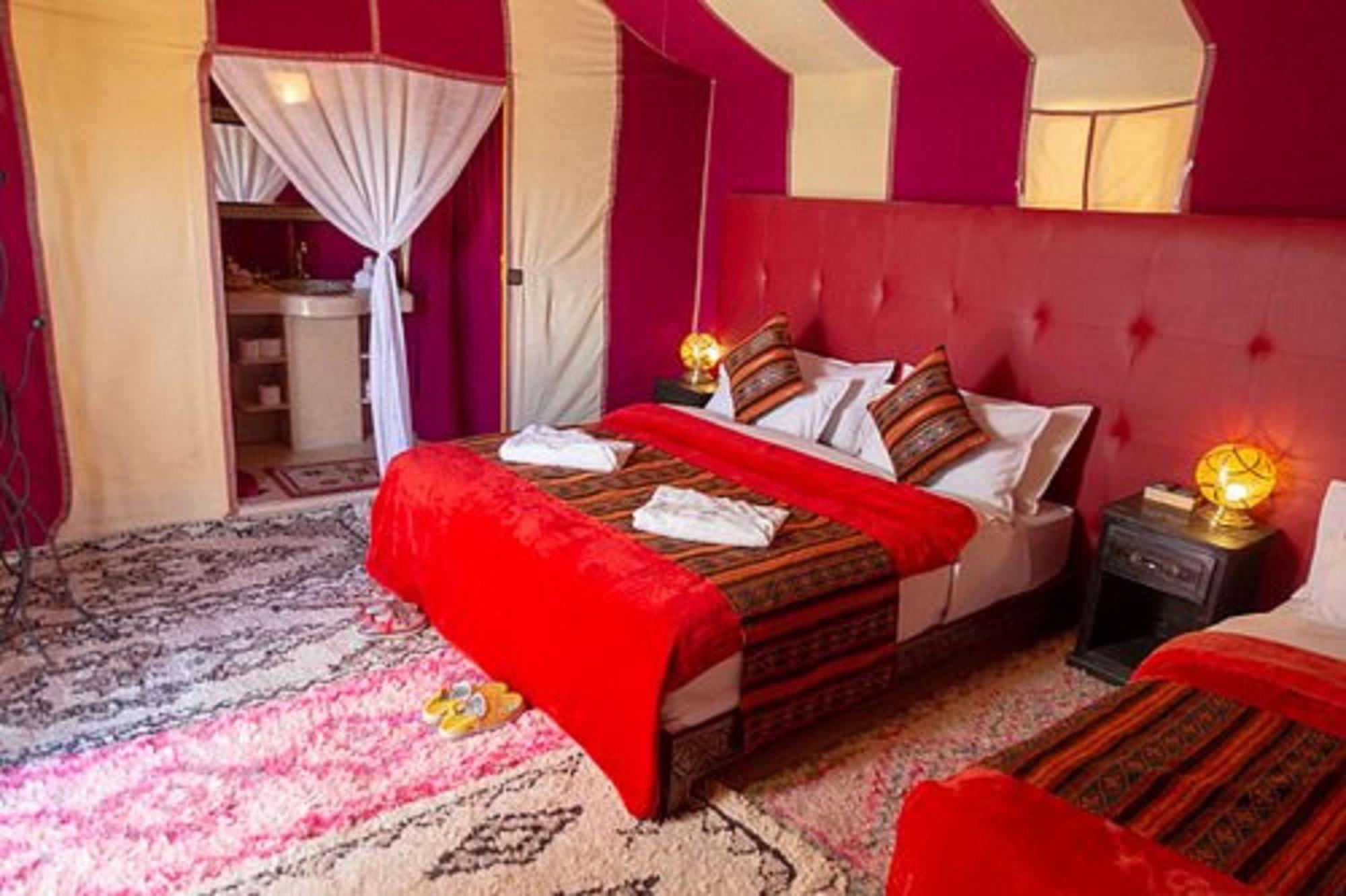 Camp Under Stars (Adults Only) Merzouga Eksteriør bilde